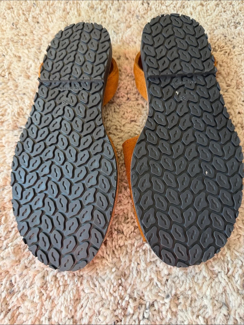 Cognac leather Avarcas size 38
